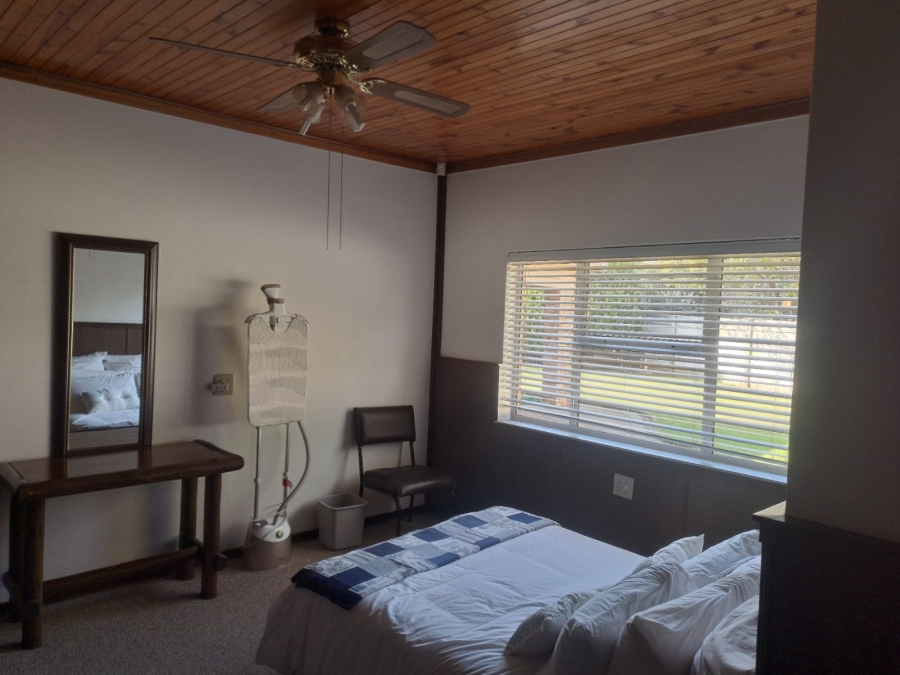 4 Bedroom Property for Sale in Jan Cillierspark Free State